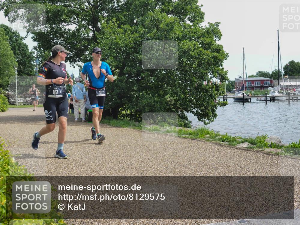 22.06.2025 - Viking Triathlon KatJ http://msf.ph/oto/8129575 22.06.2025 13:57:56 Laufen 183, 422 meine-sportfotos.de