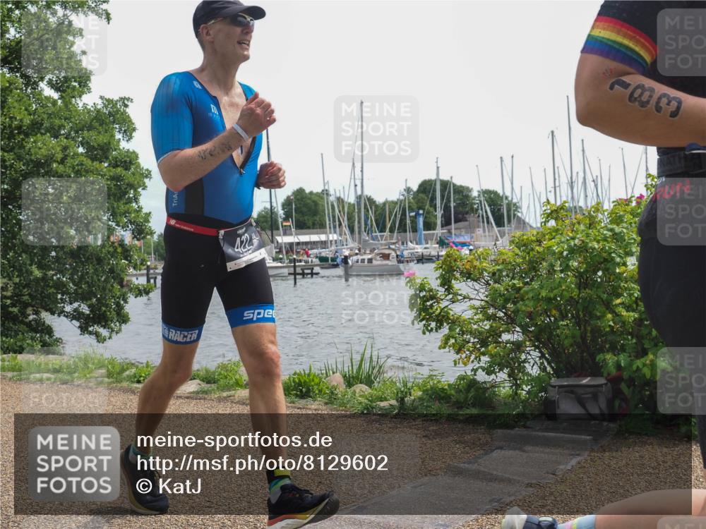 22.06.2025 - Viking Triathlon KatJ http://msf.ph/oto/8129602 22.06.2025 13:57:58 Laufen 183, 422 meine-sportfotos.de