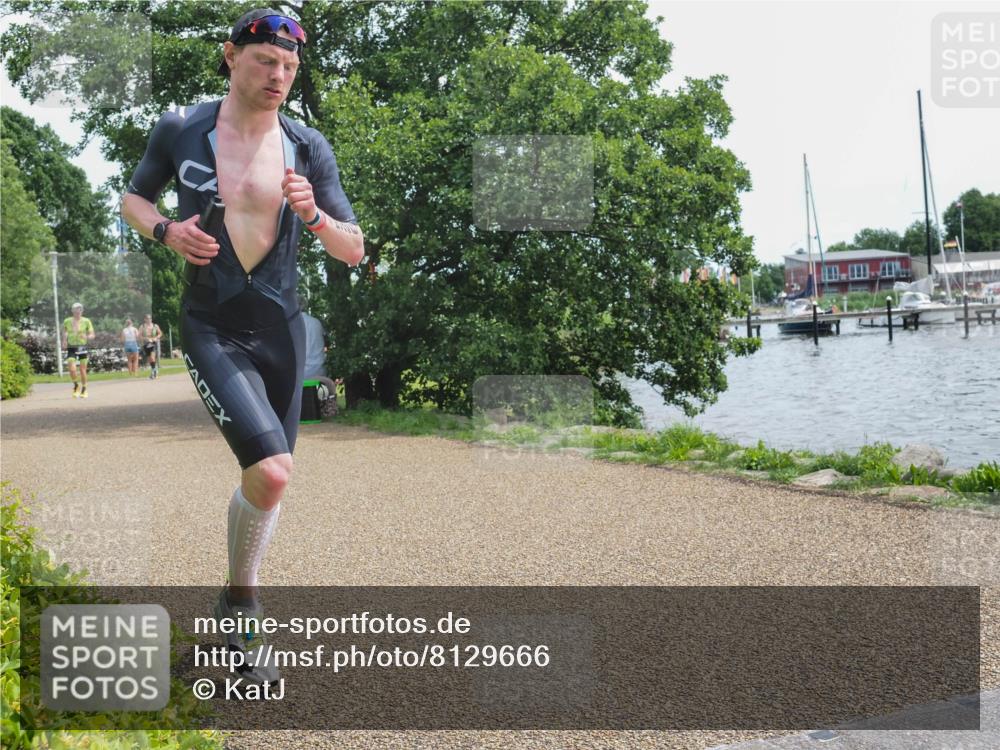 22.06.2025 - Viking Triathlon KatJ http://msf.ph/oto/8129666 22.06.2025 13:58:06 Laufen 399, 526, 638 meine-sportfotos.de