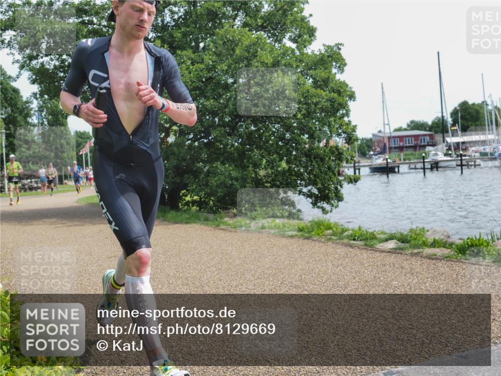 22.06.2025 - Viking Triathlon KatJ http://msf.ph/oto/8129669 22.06.2025 13:58:06 Laufen 399, 526, 638 meine-sportfotos.de