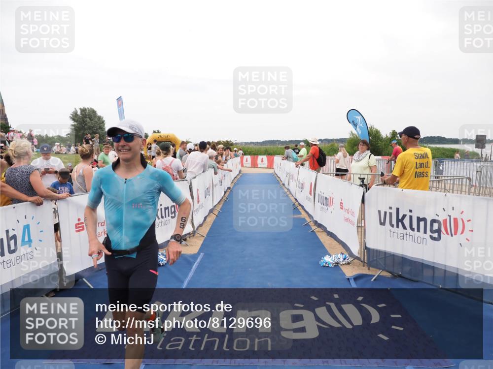 22.06.2025 - Viking Triathlon MichiJ http://msf.ph/oto/8129696 22.06.2025 15:29:05 Ziel 68 meine-sportfotos.de