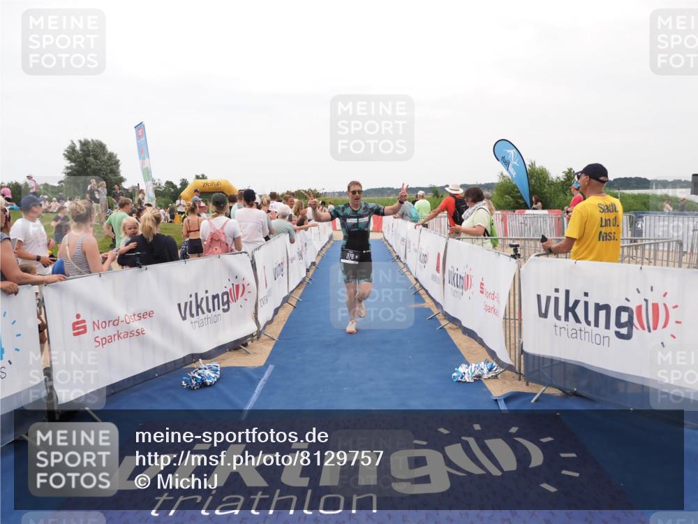 22.06.2025 - Viking Triathlon MichiJ http://msf.ph/oto/8129757 22.06.2025 15:29:21 Ziel 376 meine-sportfotos.de
