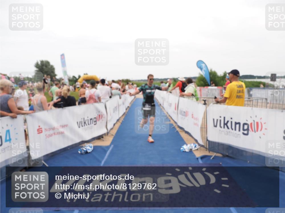 22.06.2025 - Viking Triathlon MichiJ http://msf.ph/oto/8129762 22.06.2025 15:29:21 Ziel 376 meine-sportfotos.de