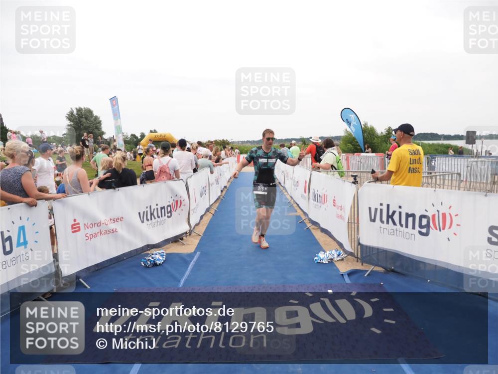 22.06.2025 - Viking Triathlon MichiJ http://msf.ph/oto/8129765 22.06.2025 15:29:21 Ziel 376 meine-sportfotos.de
