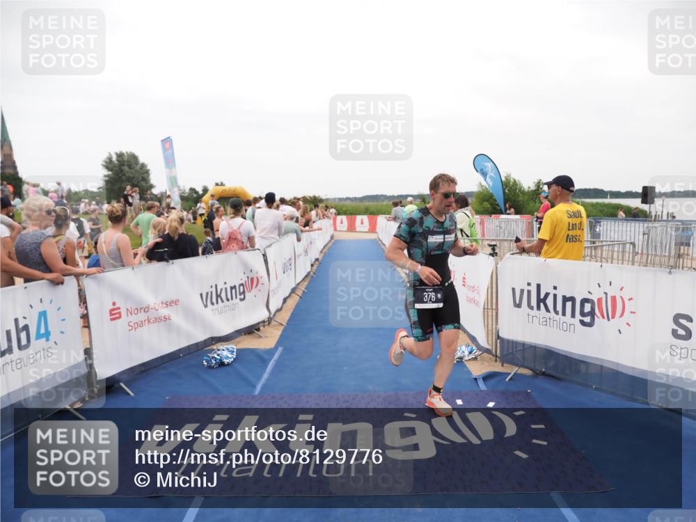 22.06.2025 - Viking Triathlon MichiJ http://msf.ph/oto/8129776 22.06.2025 15:29:22 Ziel 376 meine-sportfotos.de