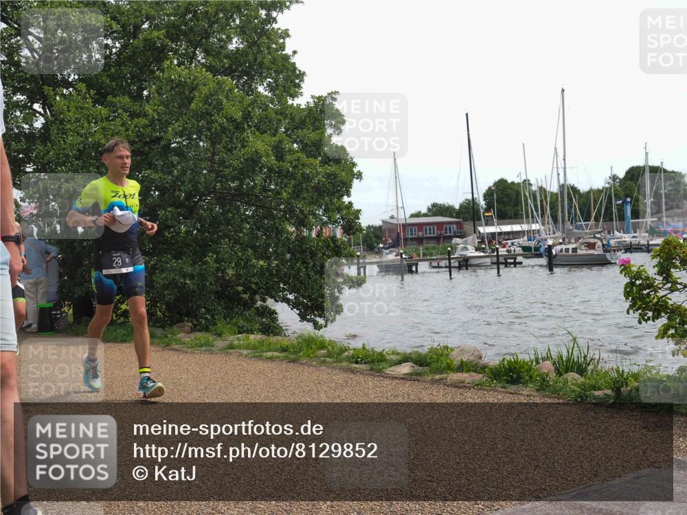 22.06.2025 - Viking Triathlon KatJ http://msf.ph/oto/8129852 22.06.2025 13:58:36 Laufen 29, 348, 372 meine-sportfotos.de