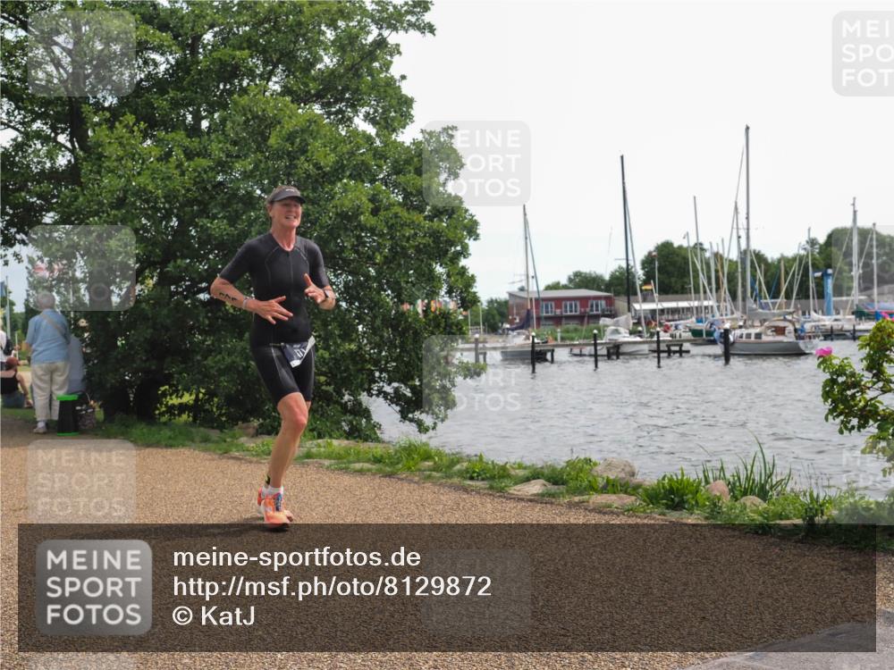 22.06.2025 - Viking Triathlon KatJ http://msf.ph/oto/8129872 22.06.2025 13:58:57 Laufen 171, 234 meine-sportfotos.de