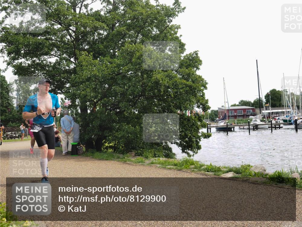 22.06.2025 - Viking Triathlon KatJ http://msf.ph/oto/8129900 22.06.2025 13:59:03 Laufen 287, 298 meine-sportfotos.de
