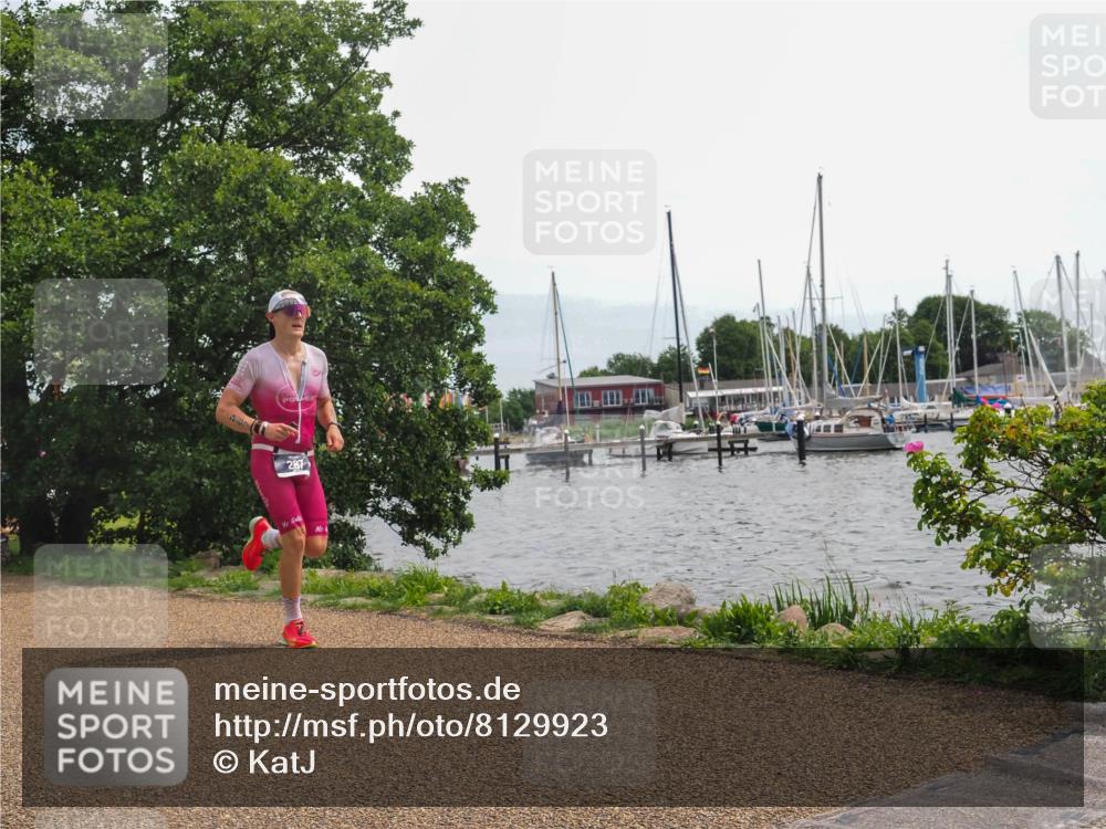 22.06.2025 - Viking Triathlon KatJ http://msf.ph/oto/8129923 22.06.2025 13:59:05 Laufen 287, 298 meine-sportfotos.de