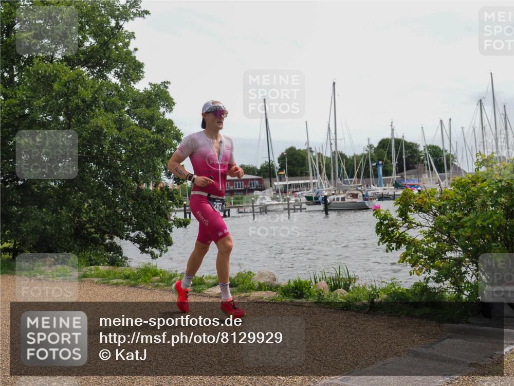22.06.2025 - Viking Triathlon KatJ http://msf.ph/oto/8129929 22.06.2025 13:59:06 Laufen 287, 298 meine-sportfotos.de