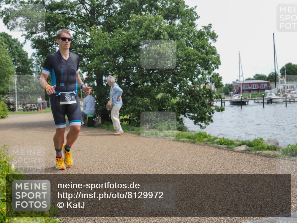 22.06.2025 - Viking Triathlon KatJ http://msf.ph/oto/8129972 22.06.2025 13:59:28 Laufen 351 meine-sportfotos.de