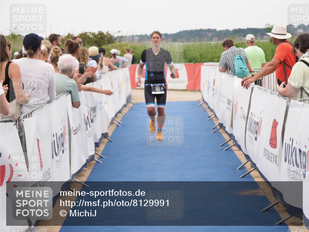 22.06.2025 - Viking Triathlon MichiJ http://msf.ph/oto/8129991 22.06.2025 15:29:51 Ziel 351 meine-sportfotos.de