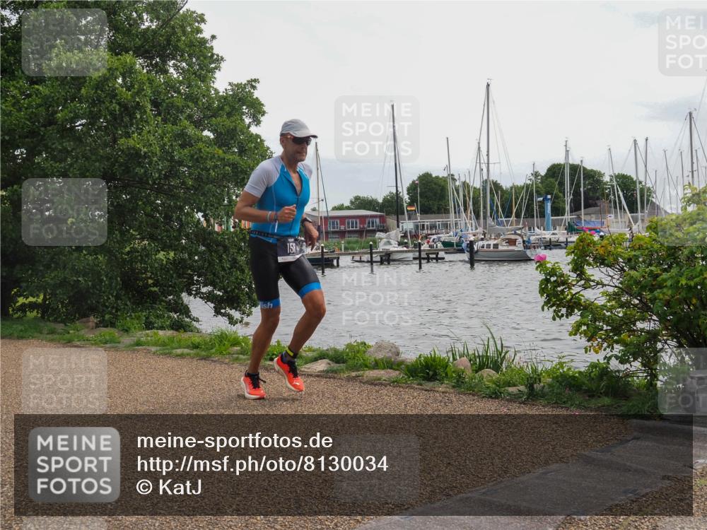 22.06.2025 - Viking Triathlon KatJ http://msf.ph/oto/8130034 22.06.2025 13:59:56 Laufen 158 meine-sportfotos.de