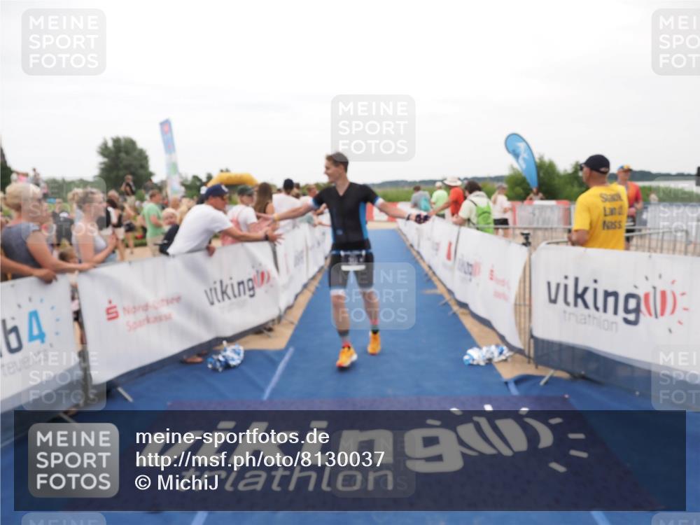 22.06.2025 - Viking Triathlon MichiJ http://msf.ph/oto/8130037 22.06.2025 15:29:54 Ziel 351 meine-sportfotos.de