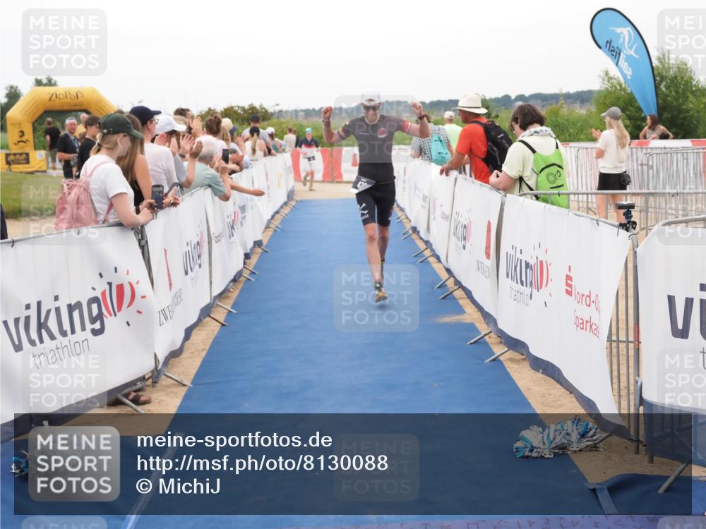 22.06.2025 - Viking Triathlon MichiJ http://msf.ph/oto/8130088 22.06.2025 15:30:05 Ziel 433 meine-sportfotos.de