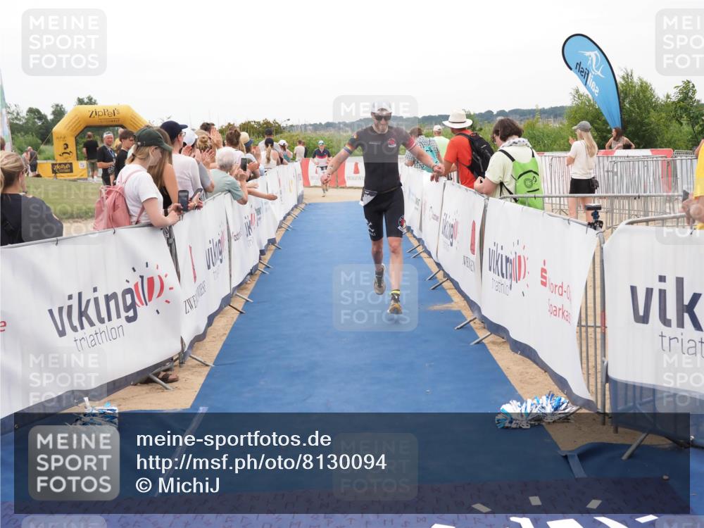 22.06.2025 - Viking Triathlon MichiJ http://msf.ph/oto/8130094 22.06.2025 15:30:05 Ziel 433 meine-sportfotos.de