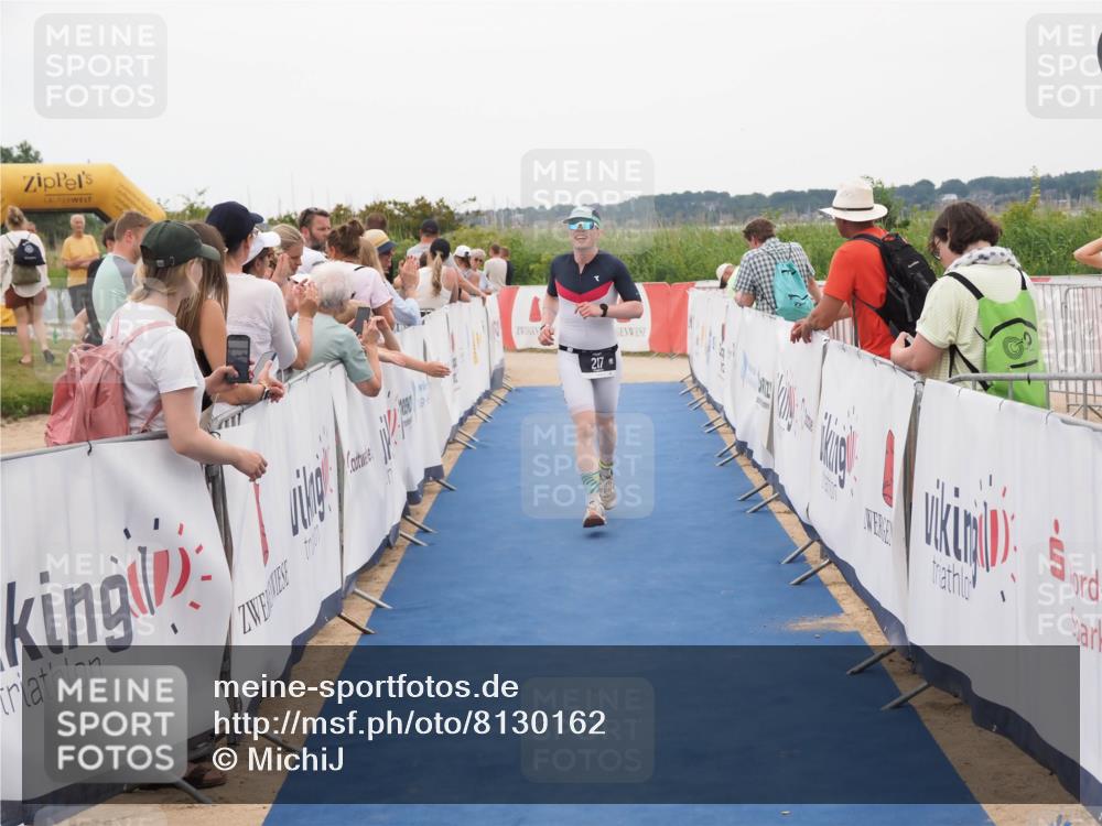 22.06.2025 - Viking Triathlon MichiJ http://msf.ph/oto/8130162 22.06.2025 15:30:11 Ziel 217 meine-sportfotos.de