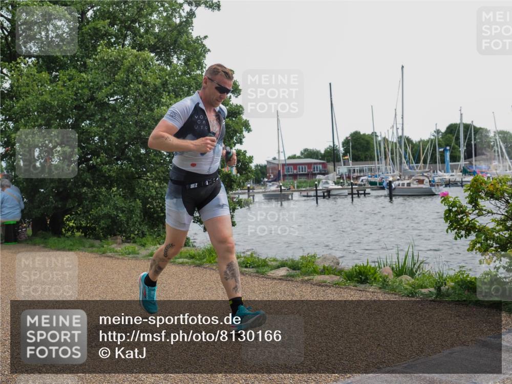 22.06.2025 - Viking Triathlon KatJ http://msf.ph/oto/8130166 22.06.2025 14:00:47 Laufen 76 meine-sportfotos.de