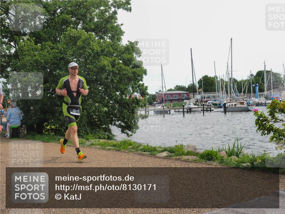 22.06.2025 - Viking Triathlon KatJ http://msf.ph/oto/8130171 22.06.2025 14:00:52 Laufen 99, 281 meine-sportfotos.de