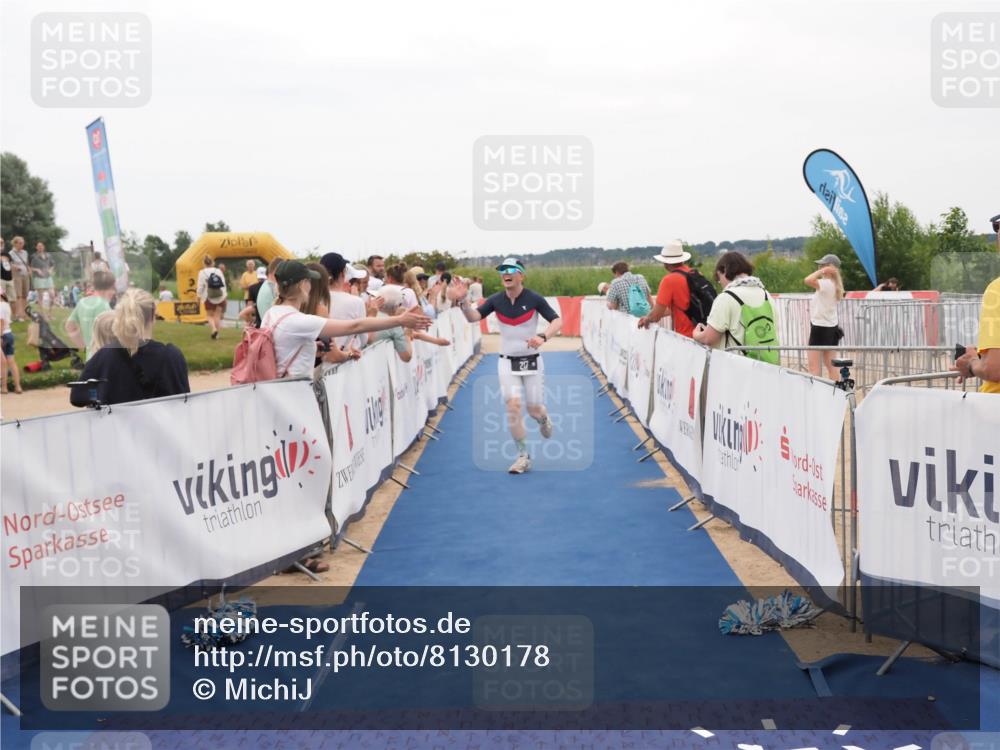 22.06.2025 - Viking Triathlon MichiJ http://msf.ph/oto/8130178 22.06.2025 15:30:12 Ziel 217 meine-sportfotos.de