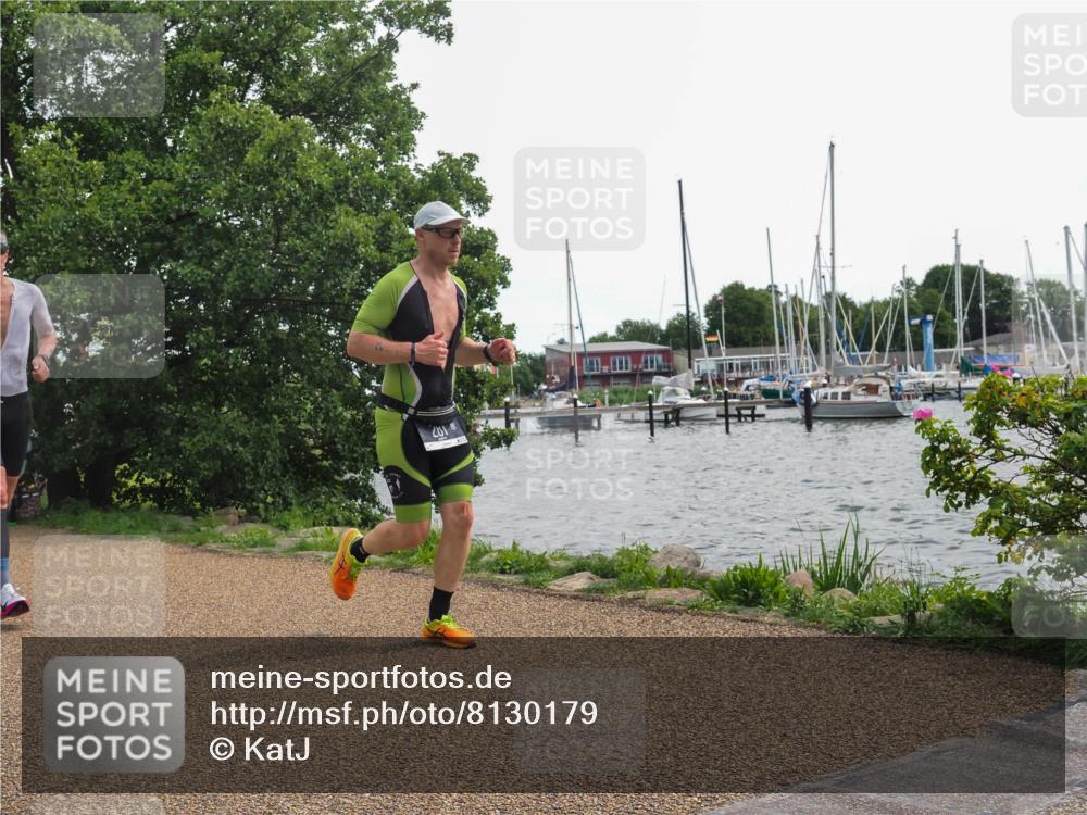 22.06.2025 - Viking Triathlon KatJ http://msf.ph/oto/8130179 22.06.2025 14:00:52 Laufen 99, 281 meine-sportfotos.de