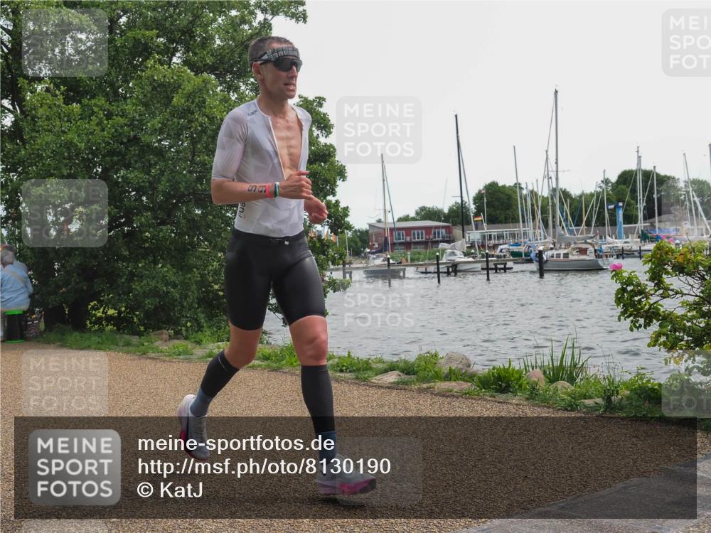 22.06.2025 - Viking Triathlon KatJ http://msf.ph/oto/8130190 22.06.2025 14:00:53 Laufen 99, 253, 281, 532 meine-sportfotos.de