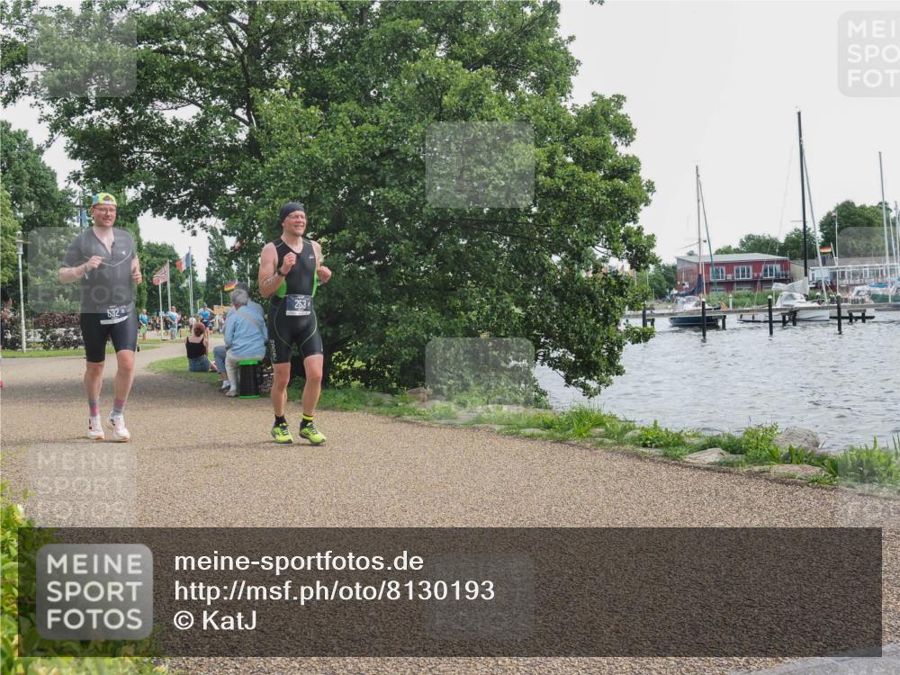 22.06.2025 - Viking Triathlon KatJ http://msf.ph/oto/8130193 22.06.2025 14:00:55 Laufen 99, 253, 281, 532 meine-sportfotos.de