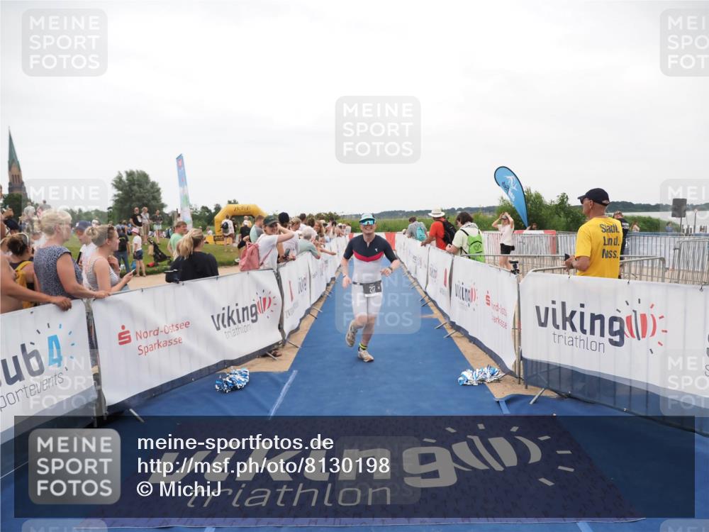 22.06.2025 - Viking Triathlon MichiJ http://msf.ph/oto/8130198 22.06.2025 15:30:13 Ziel 217 meine-sportfotos.de
