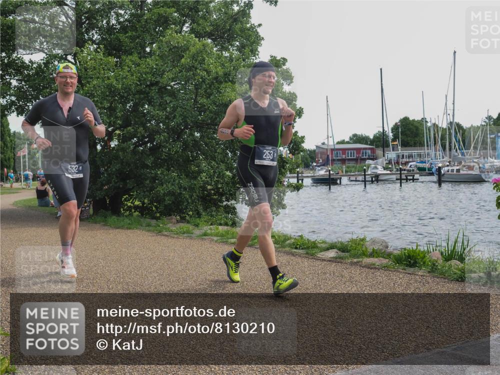 22.06.2025 - Viking Triathlon KatJ http://msf.ph/oto/8130210 22.06.2025 14:00:56 Laufen 99, 253, 532 meine-sportfotos.de