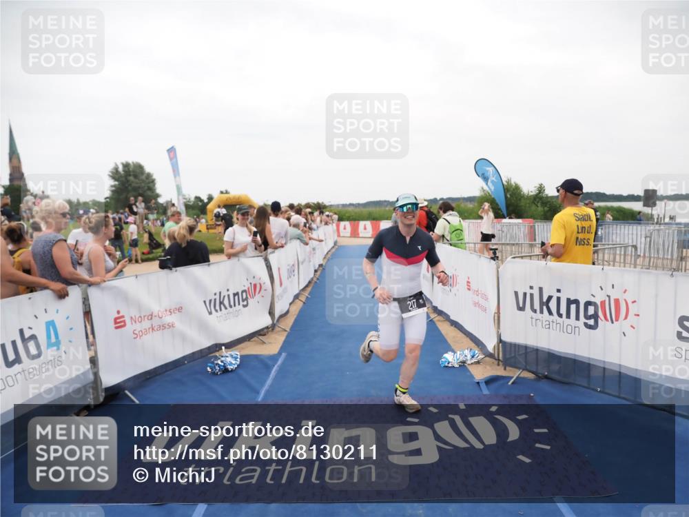 22.06.2025 - Viking Triathlon MichiJ http://msf.ph/oto/8130211 22.06.2025 15:30:14 Ziel 217 meine-sportfotos.de