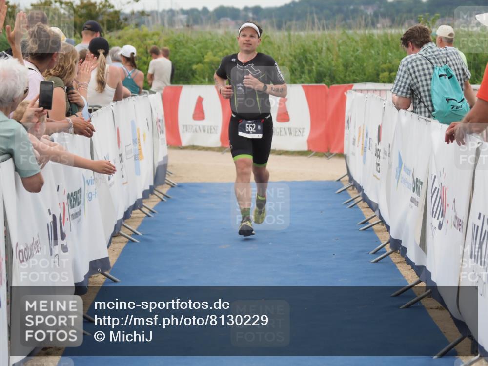 22.06.2025 - Viking Triathlon MichiJ http://msf.ph/oto/8130229 22.06.2025 15:30:22 Ziel 552 meine-sportfotos.de