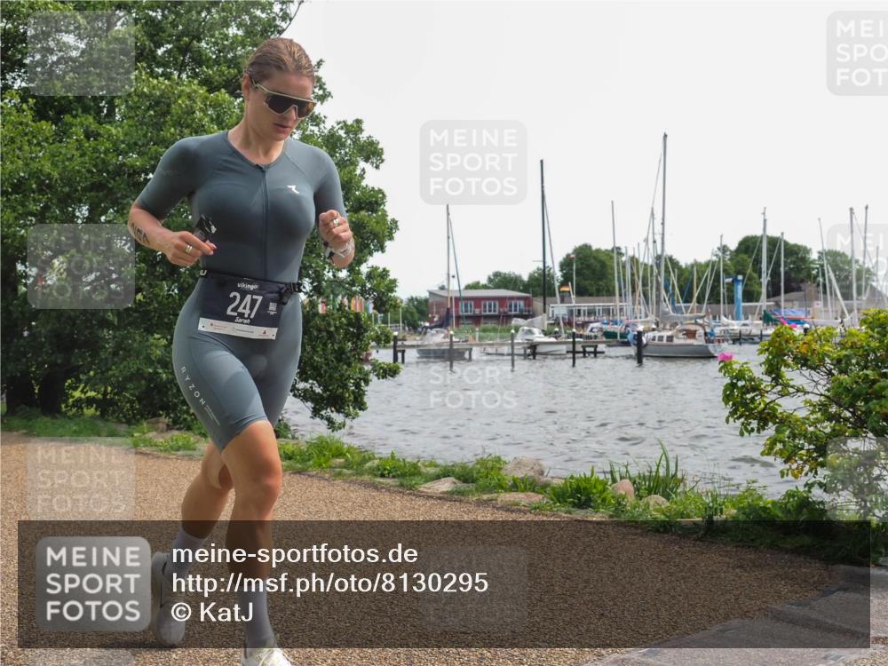 22.06.2025 - Viking Triathlon KatJ http://msf.ph/oto/8130295 22.06.2025 14:01:59 Laufen 247 meine-sportfotos.de