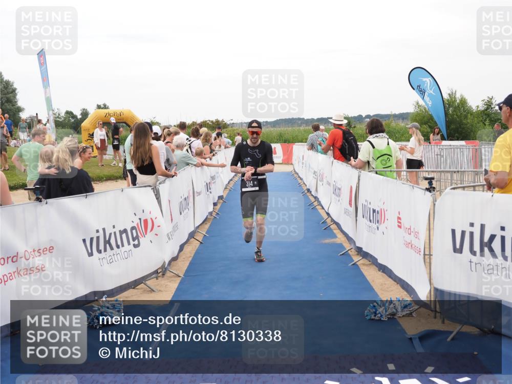 22.06.2025 - Viking Triathlon MichiJ http://msf.ph/oto/8130338 22.06.2025 15:30:33 Ziel 314 meine-sportfotos.de