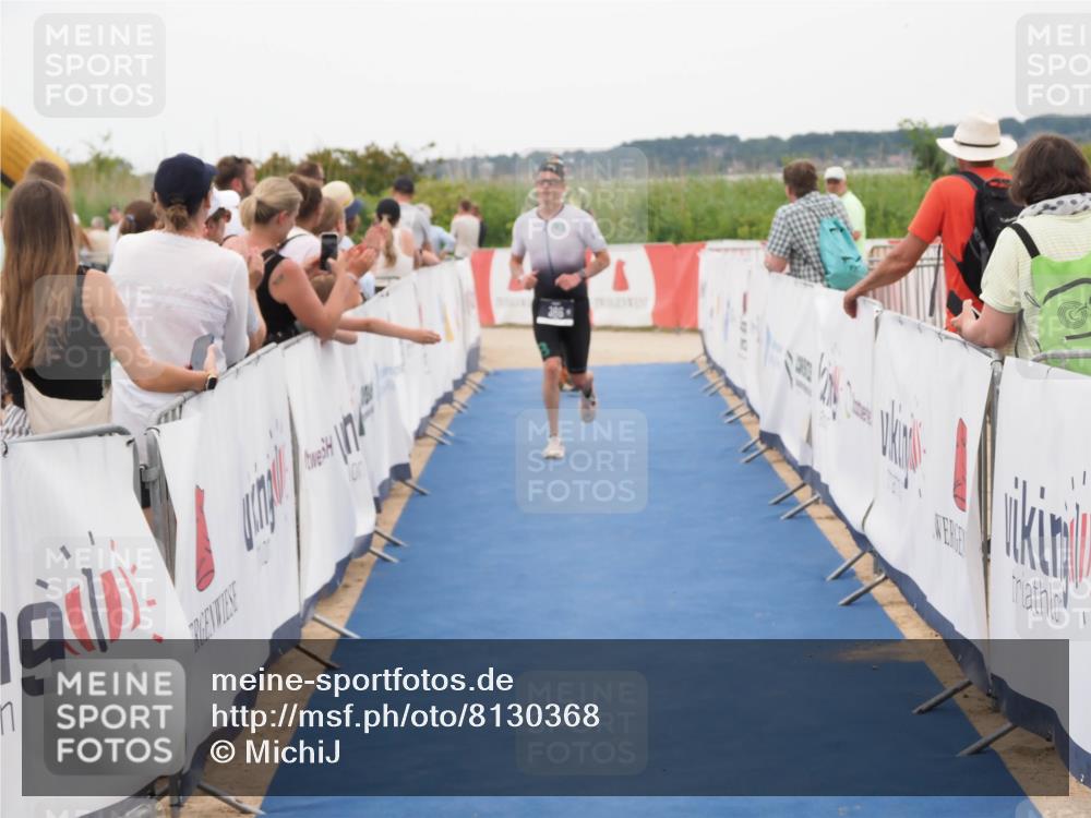 22.06.2025 - Viking Triathlon MichiJ http://msf.ph/oto/8130368 22.06.2025 15:30:42 Ziel 50, 386 meine-sportfotos.de
