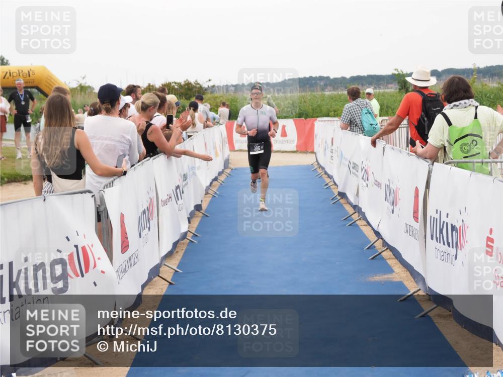 22.06.2025 - Viking Triathlon MichiJ http://msf.ph/oto/8130375 22.06.2025 15:30:43 Ziel 50, 386 meine-sportfotos.de