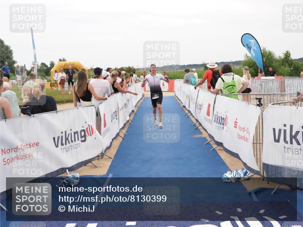 22.06.2025 - Viking Triathlon MichiJ http://msf.ph/oto/8130399 22.06.2025 15:30:44 Ziel 50, 386 meine-sportfotos.de