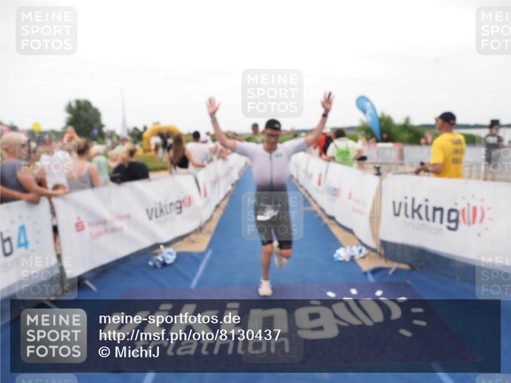 22.06.2025 - Viking Triathlon MichiJ http://msf.ph/oto/8130437 22.06.2025 15:30:46 Ziel 50, 386 meine-sportfotos.de