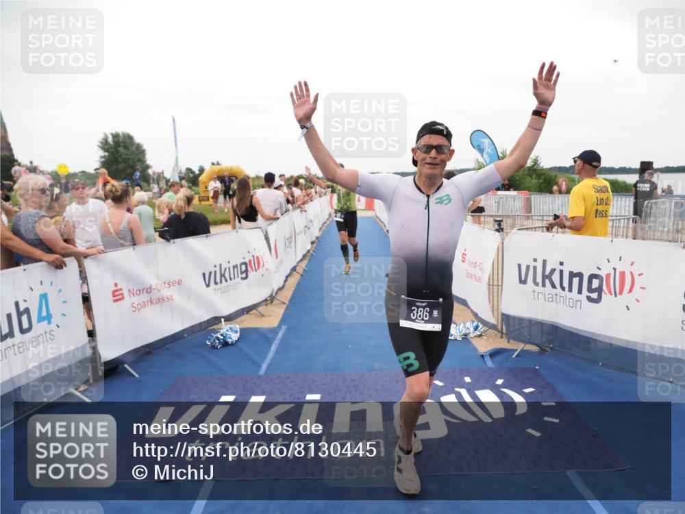 22.06.2025 - Viking Triathlon MichiJ http://msf.ph/oto/8130445 22.06.2025 15:30:47 Ziel 50, 386 meine-sportfotos.de