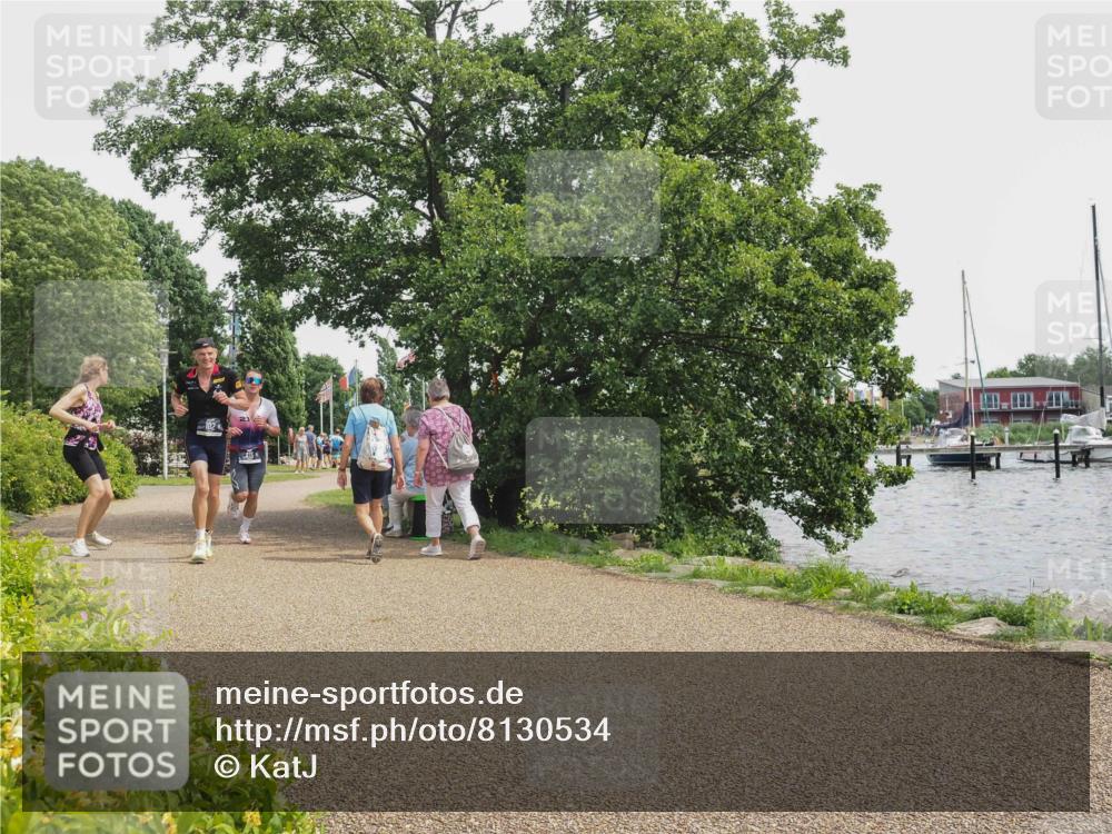 22.06.2025 - Viking Triathlon KatJ http://msf.ph/oto/8130534 22.06.2025 14:03:07 Laufen 102, 415 meine-sportfotos.de