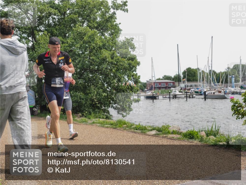 22.06.2025 - Viking Triathlon KatJ http://msf.ph/oto/8130541 22.06.2025 14:03:09 Laufen 102, 415 meine-sportfotos.de