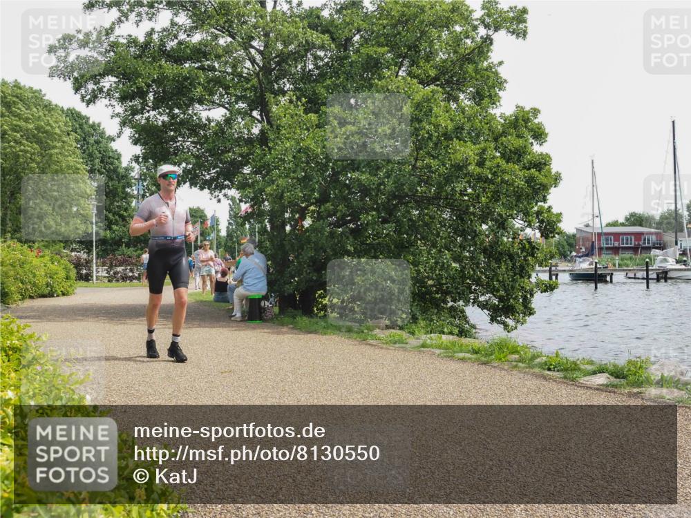 22.06.2025 - Viking Triathlon KatJ http://msf.ph/oto/8130550 22.06.2025 14:03:29 Laufen 326, 334 meine-sportfotos.de