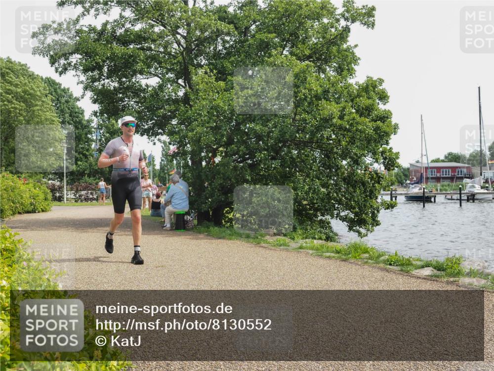 22.06.2025 - Viking Triathlon KatJ http://msf.ph/oto/8130552 22.06.2025 14:03:29 Laufen 326, 334 meine-sportfotos.de