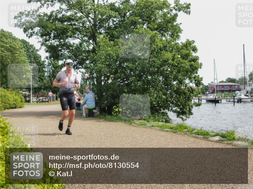 22.06.2025 - Viking Triathlon KatJ http://msf.ph/oto/8130554 22.06.2025 14:03:29 Laufen 326, 334 meine-sportfotos.de