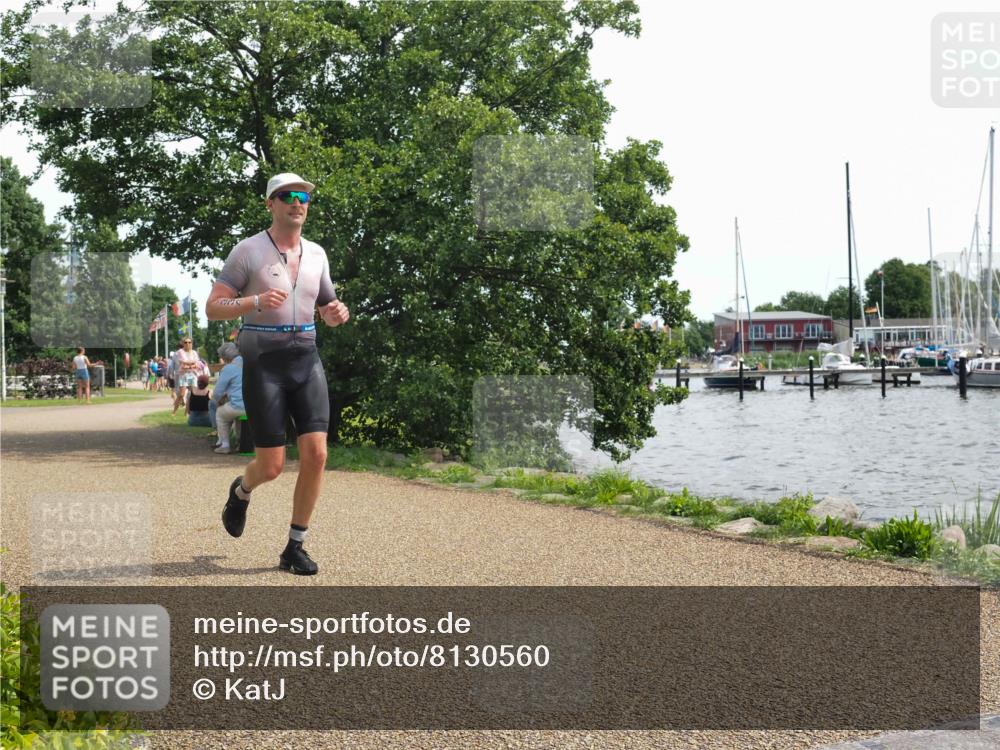 22.06.2025 - Viking Triathlon KatJ http://msf.ph/oto/8130560 22.06.2025 14:03:30 Laufen 326, 334 meine-sportfotos.de