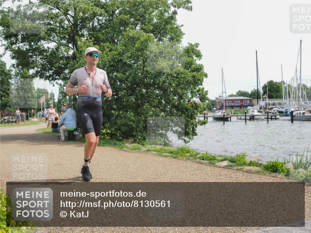 22.06.2025 - Viking Triathlon KatJ http://msf.ph/oto/8130561 22.06.2025 14:03:30 Laufen 326, 334 meine-sportfotos.de