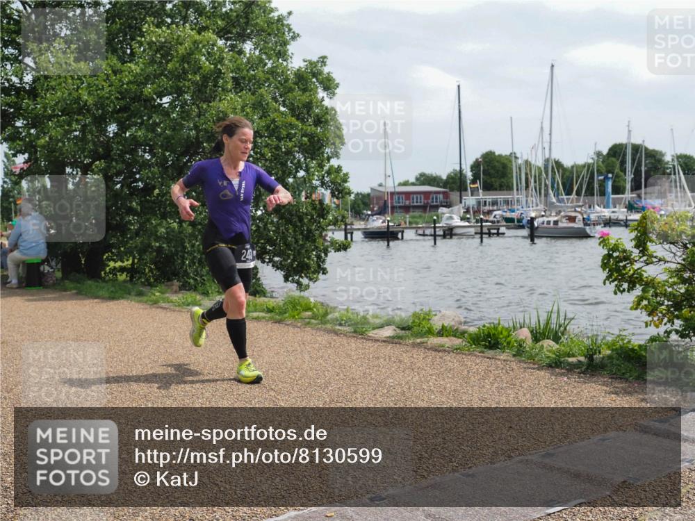 22.06.2025 - Viking Triathlon KatJ http://msf.ph/oto/8130599 22.06.2025 14:03:49 Laufen 243 meine-sportfotos.de