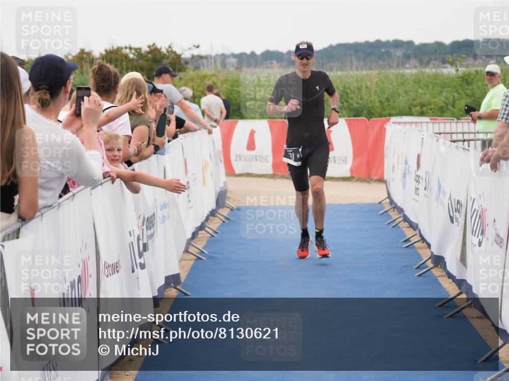 22.06.2025 - Viking Triathlon MichiJ http://msf.ph/oto/8130621 22.06.2025 15:31:55 Ziel 331 meine-sportfotos.de
