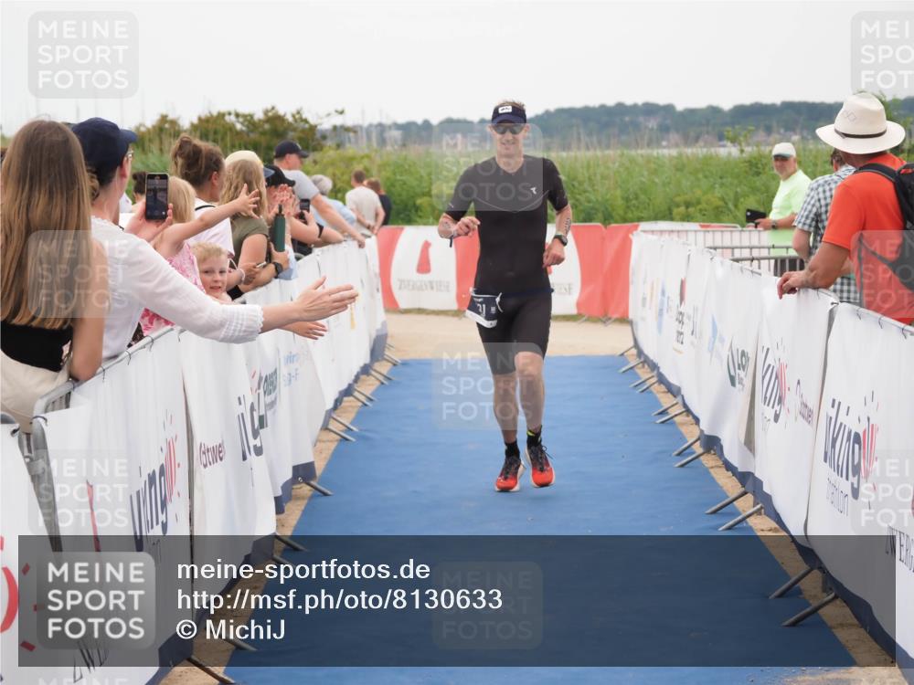 22.06.2025 - Viking Triathlon MichiJ http://msf.ph/oto/8130633 22.06.2025 15:31:56 Ziel 331 meine-sportfotos.de