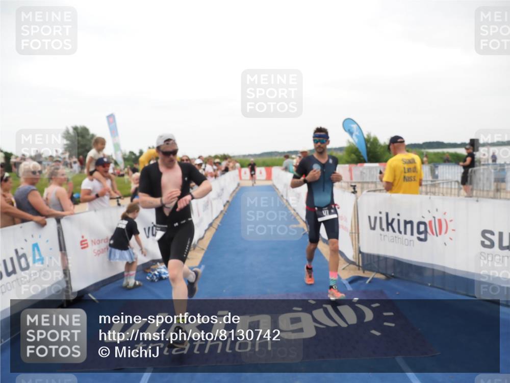 22.06.2025 - Viking Triathlon MichiJ http://msf.ph/oto/8130742 22.06.2025 15:32:26 Ziel 177, 297, 442 meine-sportfotos.de