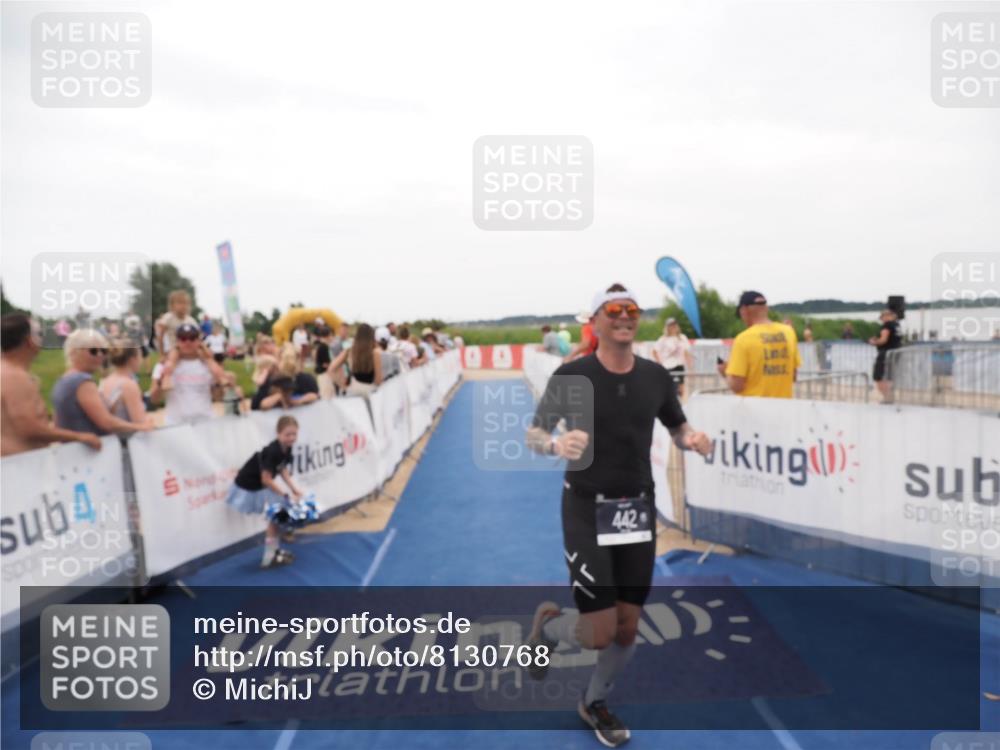 22.06.2025 - Viking Triathlon MichiJ http://msf.ph/oto/8130768 22.06.2025 15:32:33 Ziel 442 meine-sportfotos.de